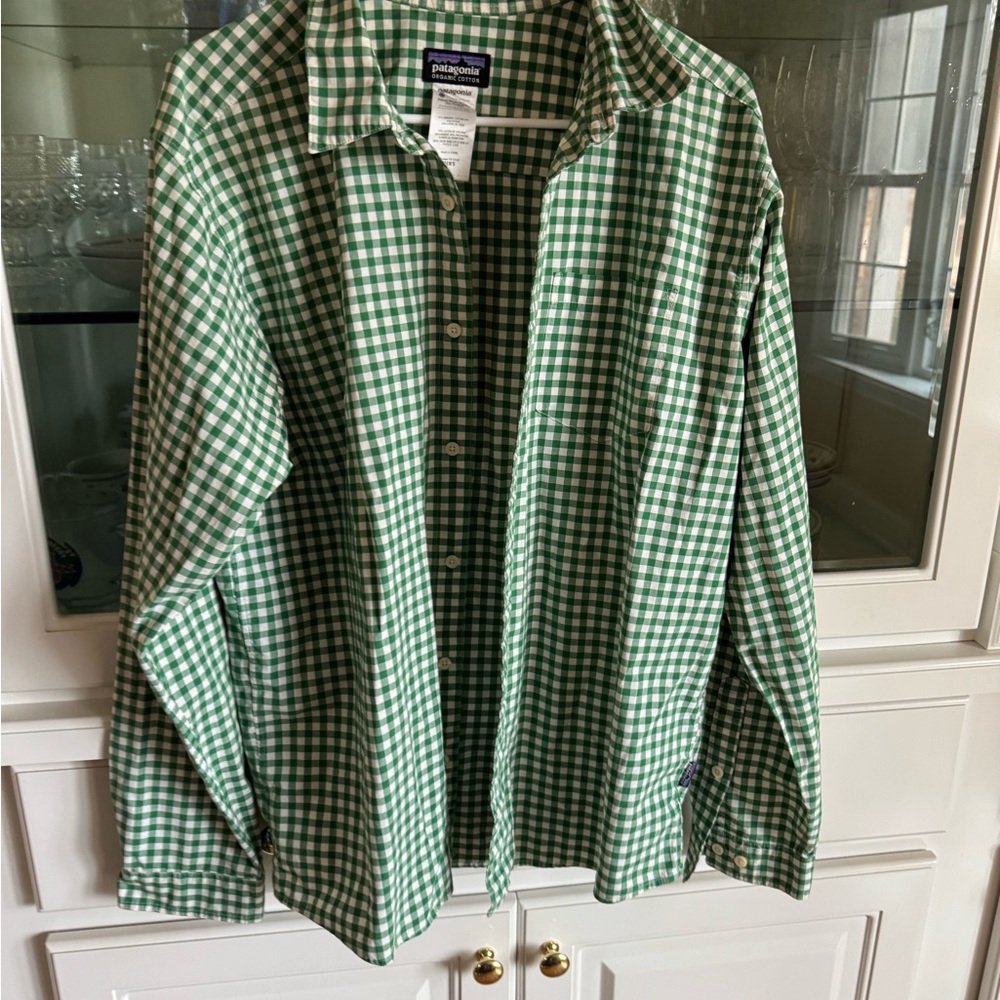 Patagonia Men's Green Plaid Casual Shirt
